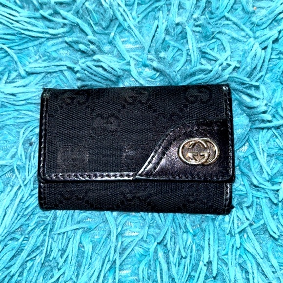 GUCCI BLACK KEYHOLDER - Picture 1 of 12